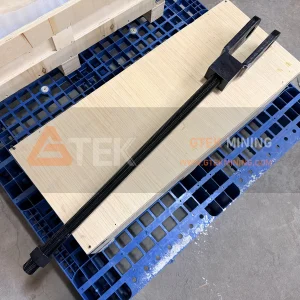 17-202-641-501 Tension Rod Assembly