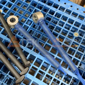 MM0559638 Eye Screw